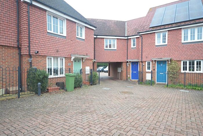 2 Bedroom Terraced House To Rent In Hillview, High Street, Billingshurst, RH14
