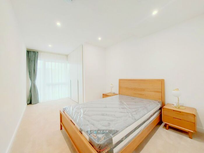 1 Bedroom Flat To Rent In Parr's Way, London, W6