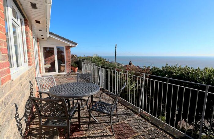 2 Bedroom Bungalow To Rent In St Albans Gardens, Ventnor, PO38