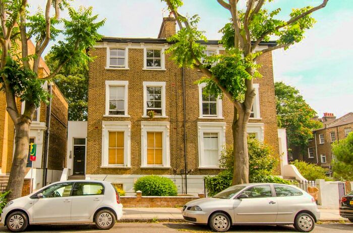1 Bedroom Flat To Rent In Oakley Road, Islington, London, N1