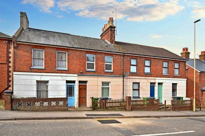 2 Bedroom Terraced House To Rent In New Road, Basingstoke, RG21