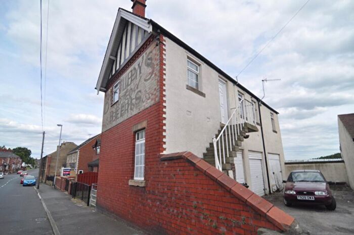 2 Bedroom Flat To Rent In The Coach House, Hemingfield, S73