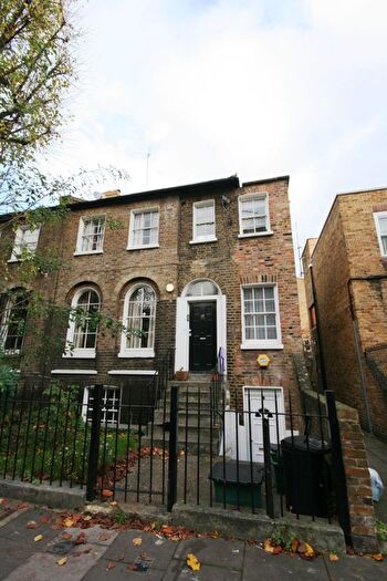 1 Bedroom Flat To Rent In Shepperton Road, London, N1