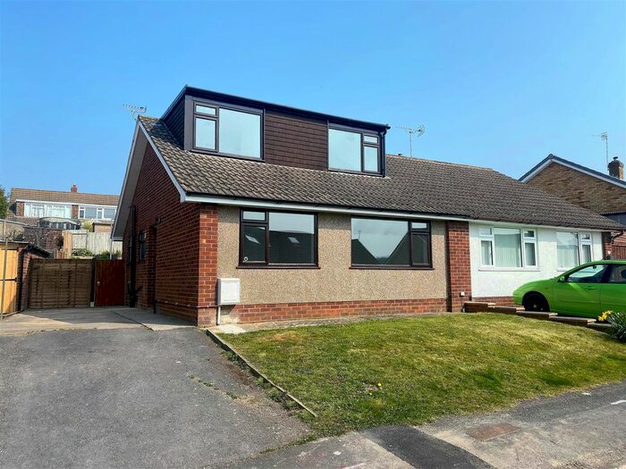 3 Bedroom Semi-Detached Bungalow To Rent In Thoresby Avenue, Tuffley, Gloucester, GL4