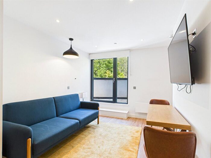 1 Bedroom Apartment To Rent In Kings Stables Road, Old Town, Edinburgh, EH1