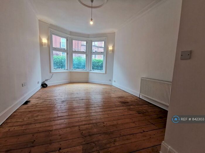 2 Bedroom Flat To Rent In Trefoil Avenue, Glasgow, G41