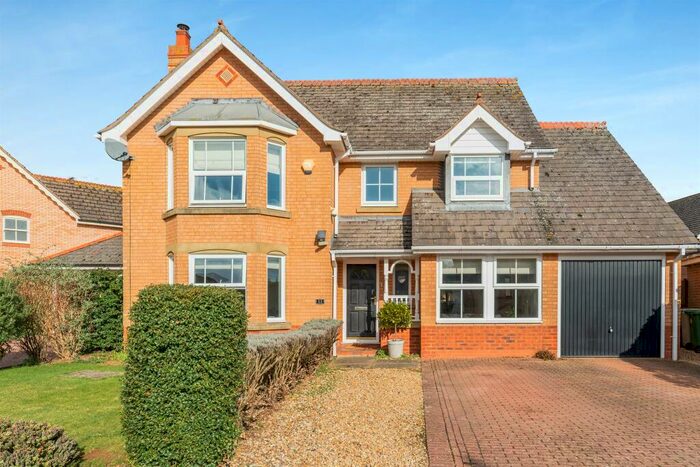 4 Bedroom Detached House For Sale In The Beeches, Uppingham, Oakham, LE15