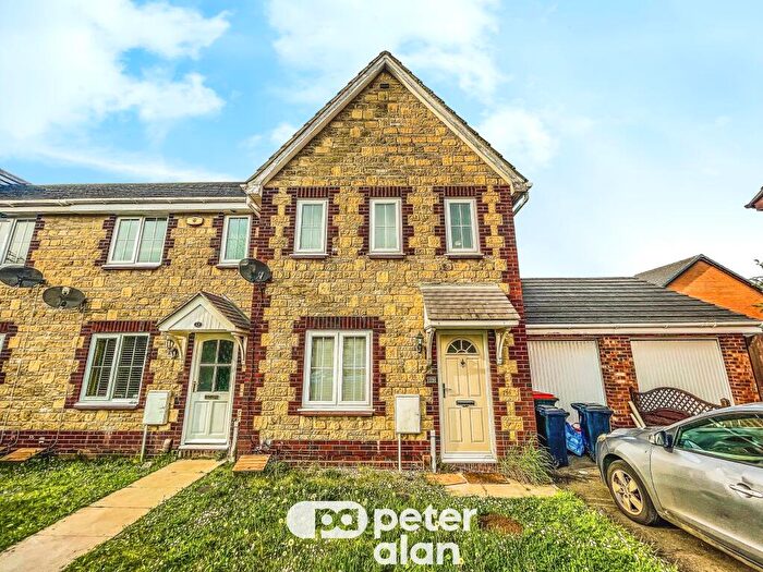 3 Bedroom End Of Terrace House To Rent In White Avenue, Duffryn, Newport, NP10