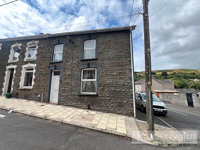 3 Bedroom End Of Terrace House For Sale In Amos Hill, Tonypandy, Rhondda Cynon Taff, CF40