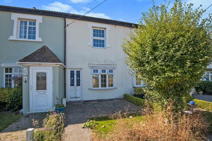 2 Bedroom House To Rent In Susans Lane, Upchurch, Sittingbourne, ME9