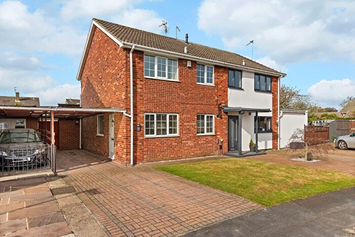 3 Bedroom Semi Detached House For Sale In The Meadows, Howden, Goole, Yorkshire, DN14