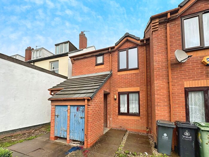 1 Bedroom Flat To Rent In Latches Close, Wednesbury, WS10