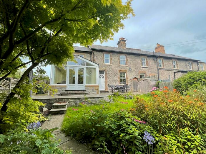 3 Bedroom End Of Terrace House For Sale In Hall End Lane, Ashford-In-The-Water, Bakewell, DE45