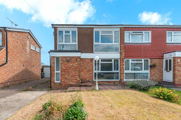3 Bedroom Semi-Detached House To Rent In Fairview Gardens, Meopham, Gravesend, Kent, DA13