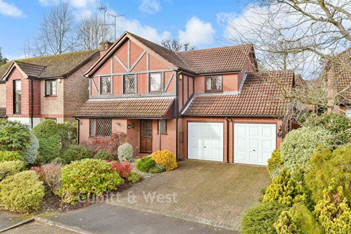 4 Bedroom Detached House For Sale In Cotland Acres, Meadvale, Surrey, RH1