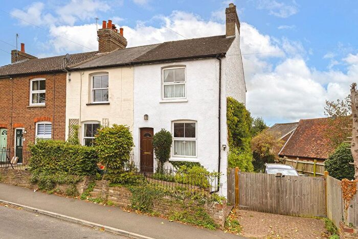 3 Bedroom End Terrace House For Sale In Quarry Hill Road, Borough Green, Sevenoaks, TN15