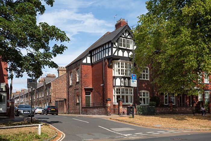 6 Bedroom End Of Terrace House For Sale In Clifton, York, YO30