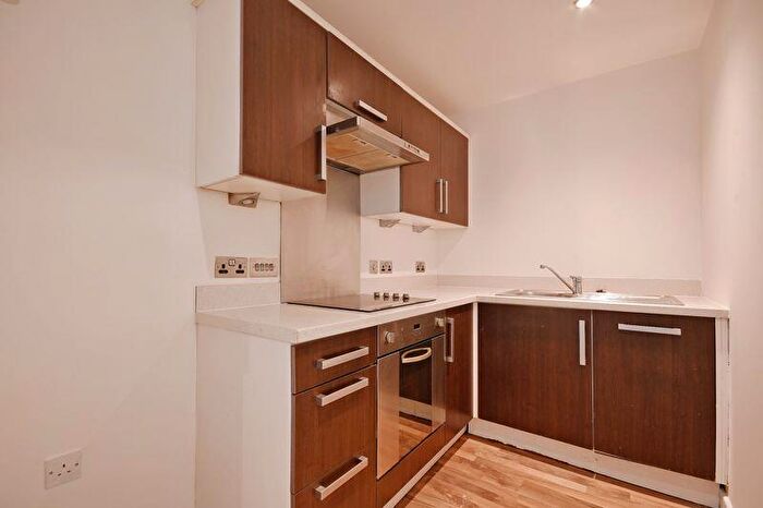 2 Bedroom Apartment To Rent In City Point, Solly Street, Sheffield, S1