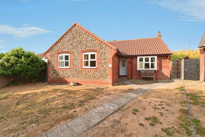3 Bedroom Detached House For Sale In Nightingale Close, Cromer, Norfolk, NR27