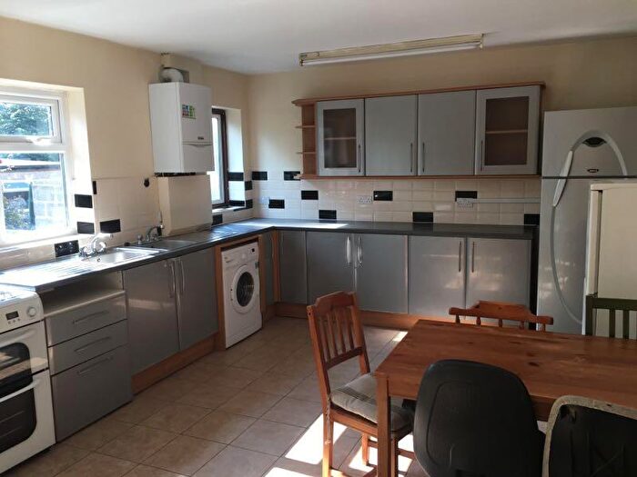 6 Bedroom Semi-Detached House To Rent In Magdalen Road, Oxford, OX4