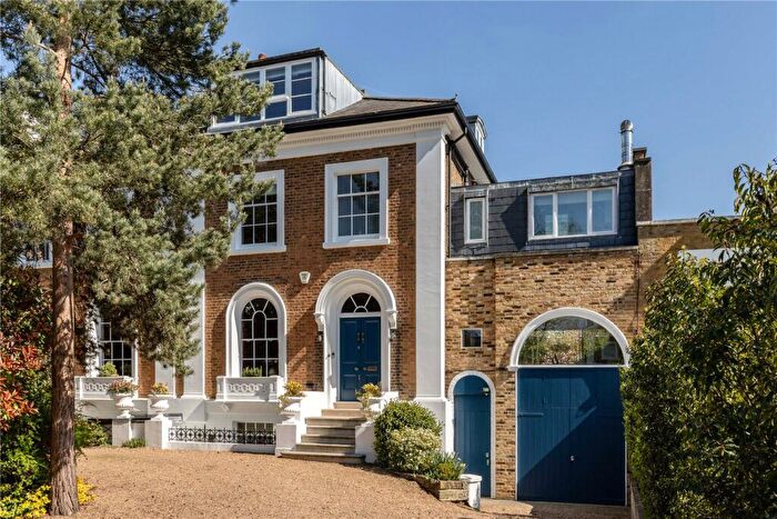 5 Bedroom House For Sale In Castelnau, Barnes, London, SW13