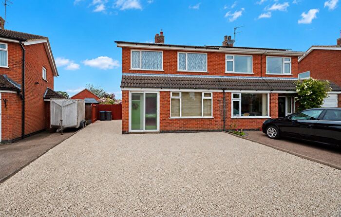 3 Bedroom Semi Detached House For Sale In Hornbeam Road, Newbold Verdon, LE9