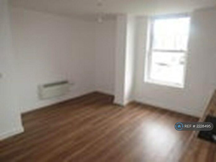 1 Bedroom Flat To Rent In Ensbury Park Apartments, Bournemouth, BH10