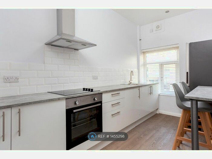 1 Bedroom Flat To Rent In Kings Road, Harrogate, HG1