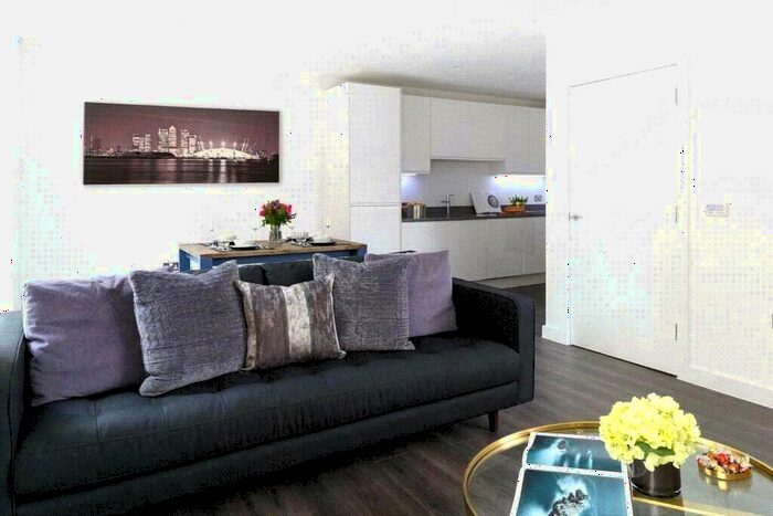 2 Bedroom Apartment To Rent In Batavia Road, London, SE14