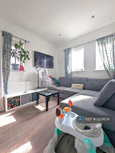 1 Bedroom Flat To Rent In The Broadway, London, E4