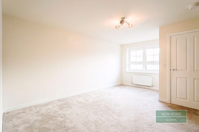 3 Bedroom End Of Terrace House For Sale In Hollyberry Road, Paignton, Torbay, TQ4