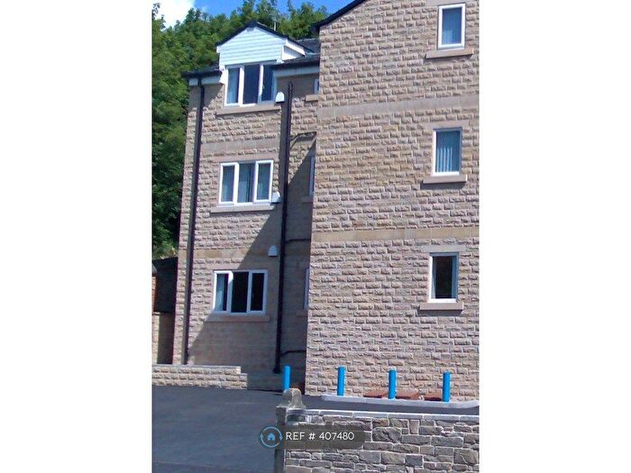 2 Bedroom Flat To Rent In Willow Lane, Huddersfield, HD1