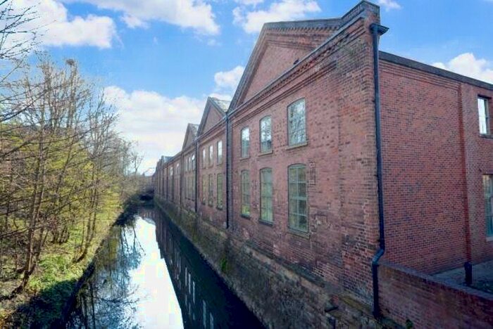 1 Bedroom Flat To Rent In Camlough Walk, Chesterfield, S41