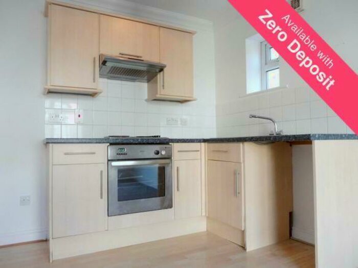 1 Bedroom Apartment To Rent In Alhambra Road, Southsea, PO4
