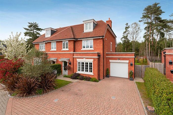 4 Bedroom Semi-Detached House For Sale In Kingswood, Ascot, SL5
