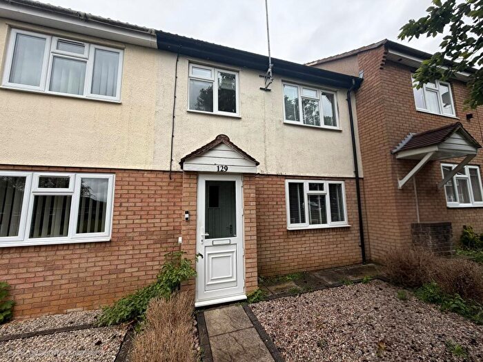 3 Bedroom Terraced House For Sale In Sussex Drive, Banbury, OX16