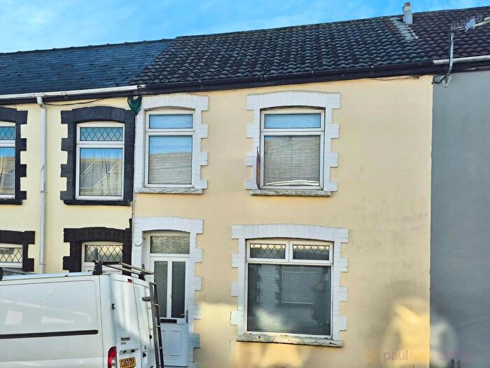 3 Bedroom Terraced House To Rent In West Street, Bargoed, CF81