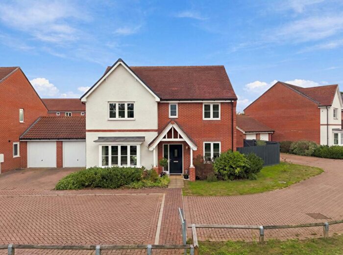 5 Bedroom Detached House For Sale In Beadon Way, Melton, IP12