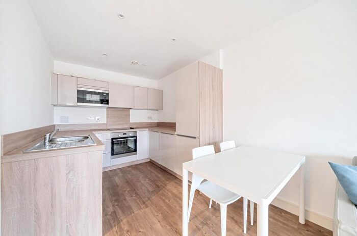 1 Bedroom Apartment For Sale In Copenhagen Court, Yeoman Street, London, SE8