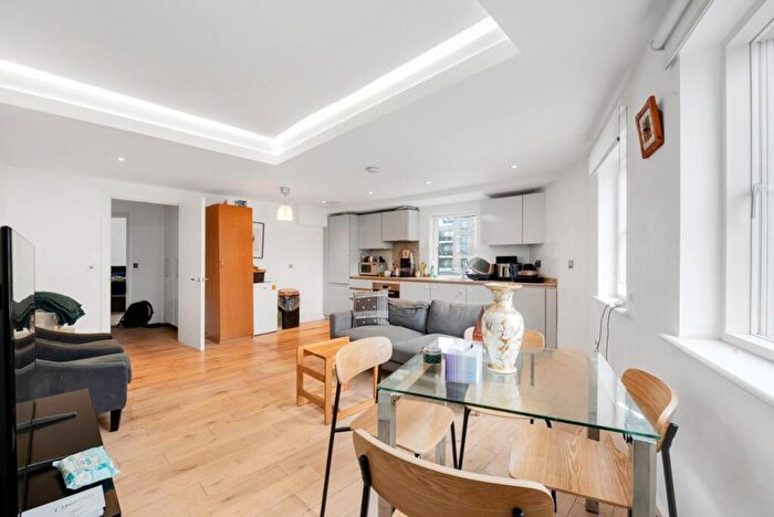 2 Bedroom Flat To Rent In Ostro House, Finchley Road, London, NW2