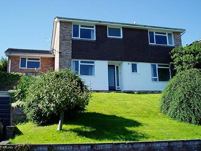 5 Bedroom House To Rent In Aldrin Road, Exeter, EX4