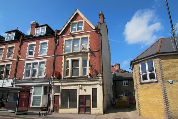 Studio To Rent In Manor Road, Wallington, SM6