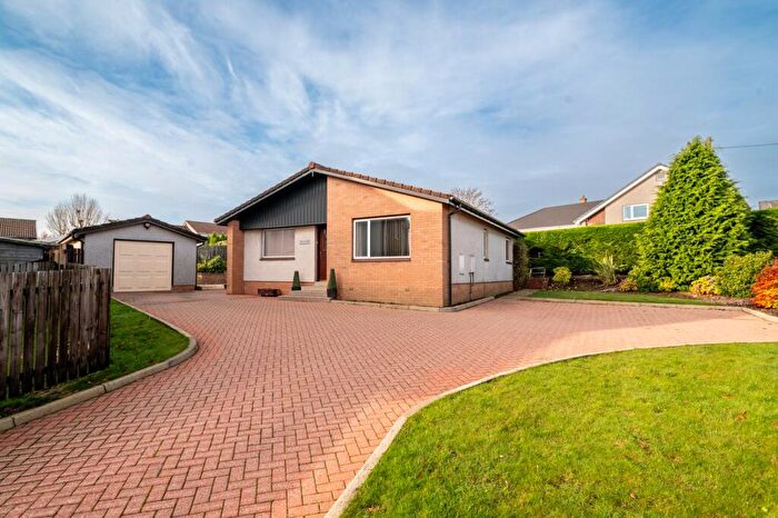 3 Bedroom Bungalow To Rent In Endrick Drive, Denny, FK6