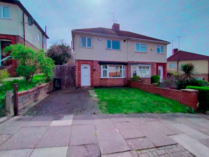 3 Bedroom Semi-Detached House To Rent In Astill Drive, Leicester, LE4
