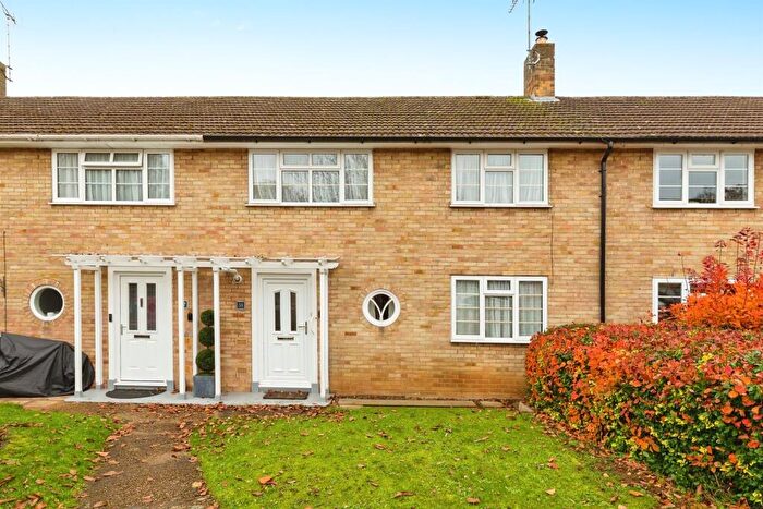 3 Bedroom Terraced House For Sale In Birds Close, Welwyn Garden City, AL7