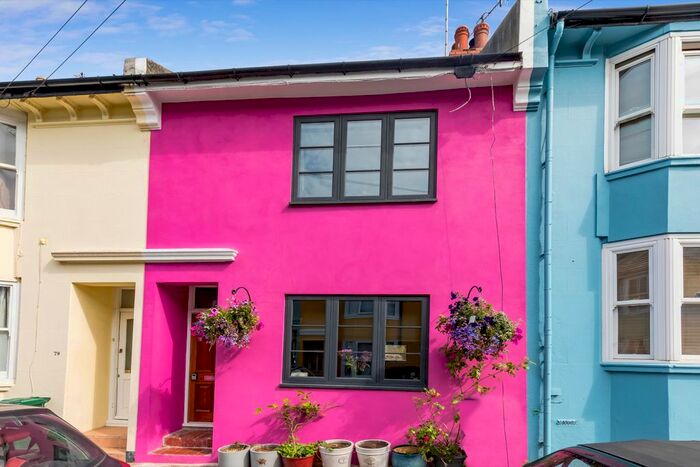 3 Bedroom Terraced House To Rent In Lincoln Street, Brighton, BN2