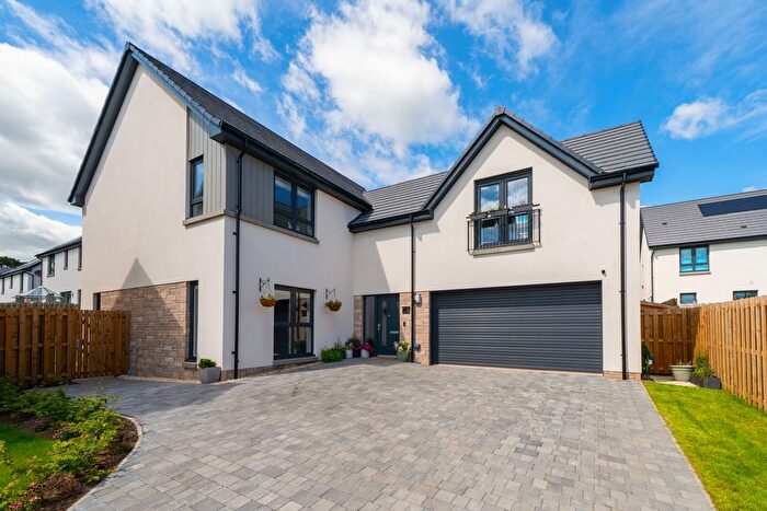 5 Bedroom Detached House For Sale In Clatto Gardens, Strathkinness, KY16