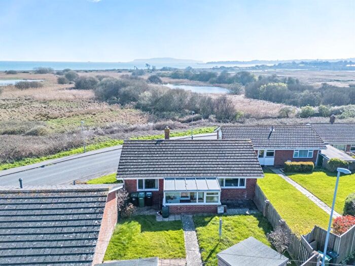 2 Bedroom Detached Bungalow For Sale In Oakbury Drive, Weymouth, DT3