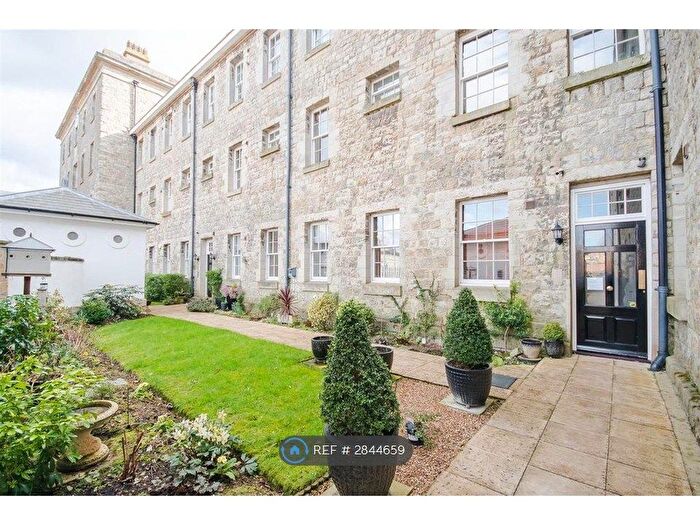 2 Bedroom Flat To Rent In Tarragon Road, Maidstone, ME16