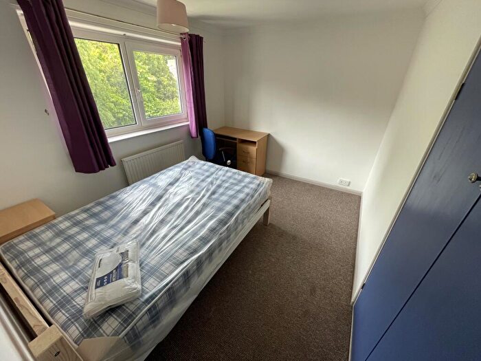 4 Bedroom Semi-Detached House To Rent In Crown Gardens, Canterbury, CT2